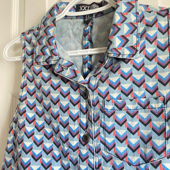 NWOT Forever 21 Top - Picture 3 of 6